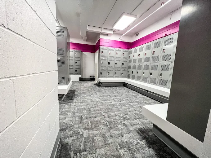 airport cleaning services in canada